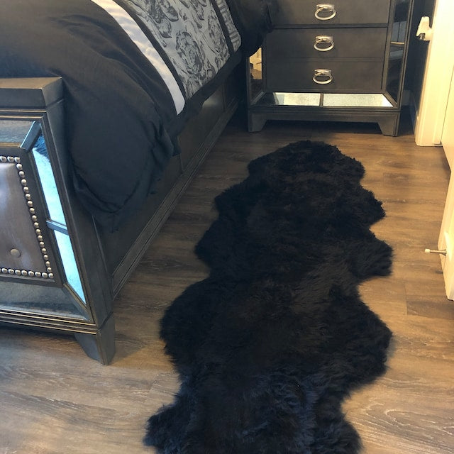 Double Pelt Black Sheepskin Rug