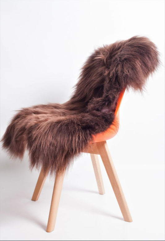 Icelandic Chestnut Brisa Sheepskin Fur Area Rug