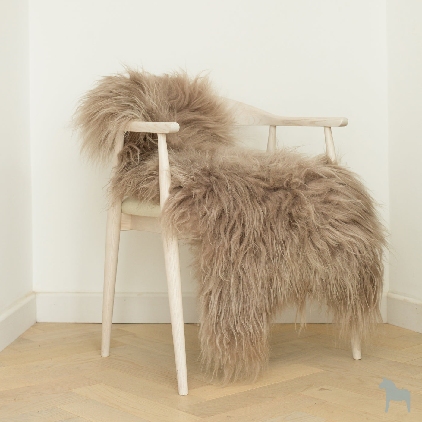 Snoozy Woolies Taupe Sheepskin Rug